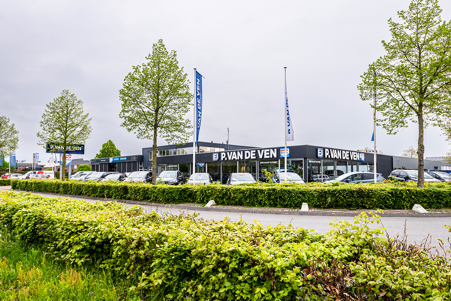 Bosch Car Service Van de Ven in Hapert p. van de ven de ford specialist